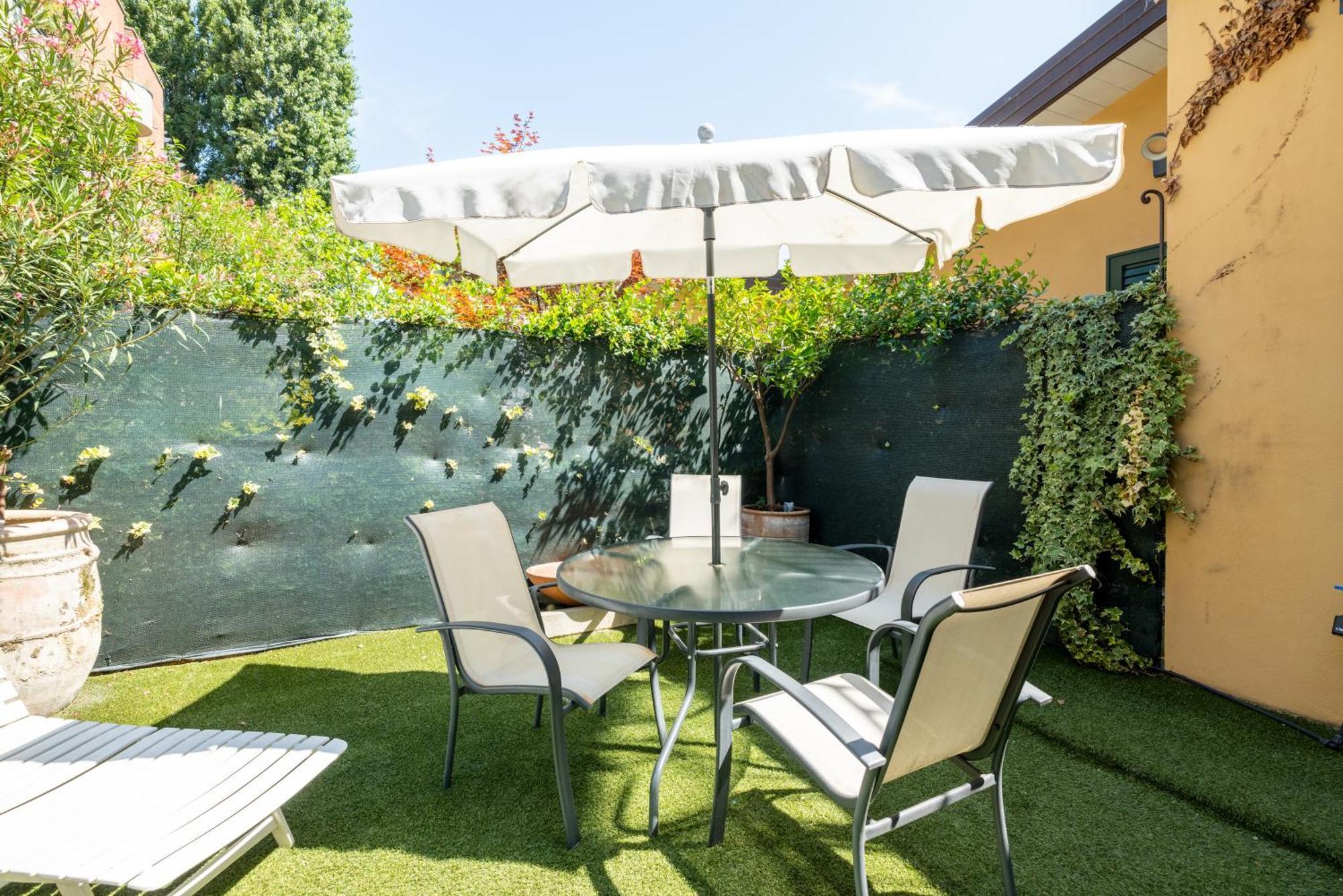Residenza Gastone Rossi - Gastone Rossi Apartment Bologna Exterior photo